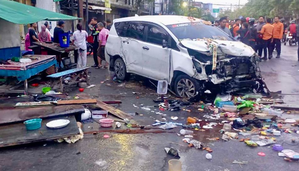 Catatan Herlina Harsono Njoto di Laka Maut Kedungdoro: Sugeng Tindak, Bu Sri…