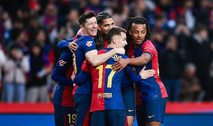 Rating Pemain Barcelona Pasca Sikat Sociedad 4-0, Lewandowski-Olmo Istimewa!