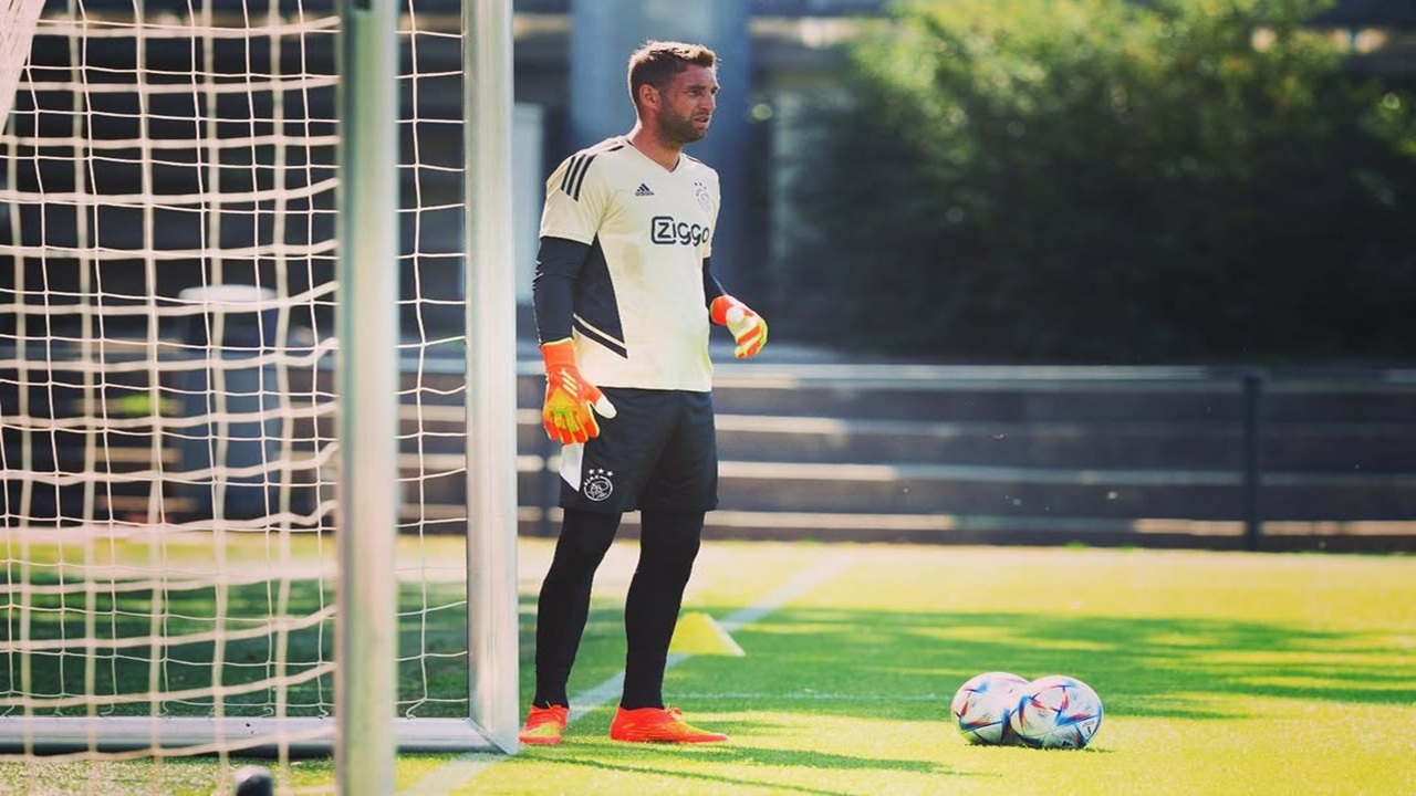 Mewah! Jejak Karier Maarten Stekelenburg, Calon Kuat Pelatih Kiper Baru Timnas Indonesia