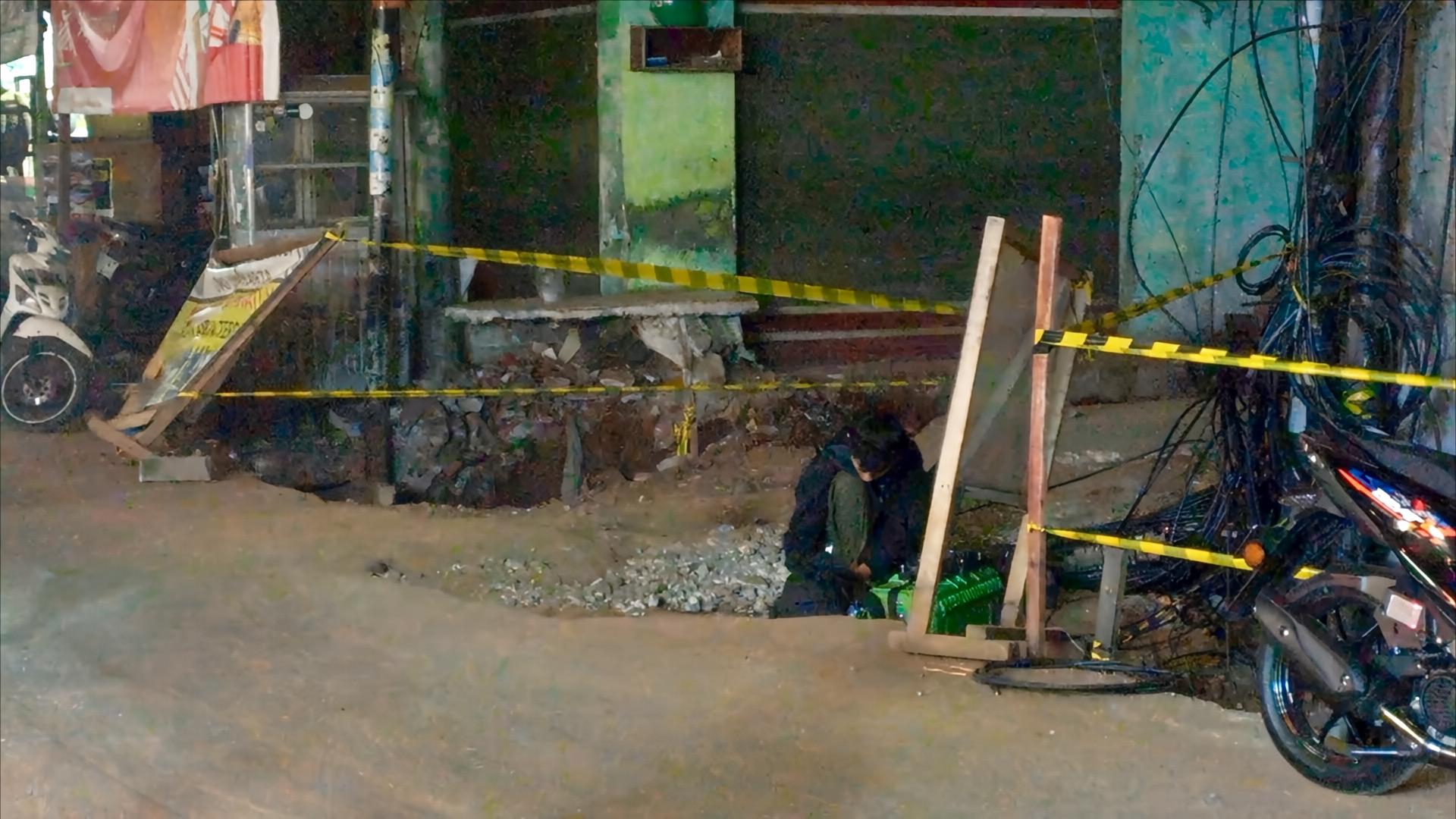 Proyek Galian Saluran Air Makan Korban di Rawa Buaya, Mahasiswi Jatuh Masuk Gorong-gorong