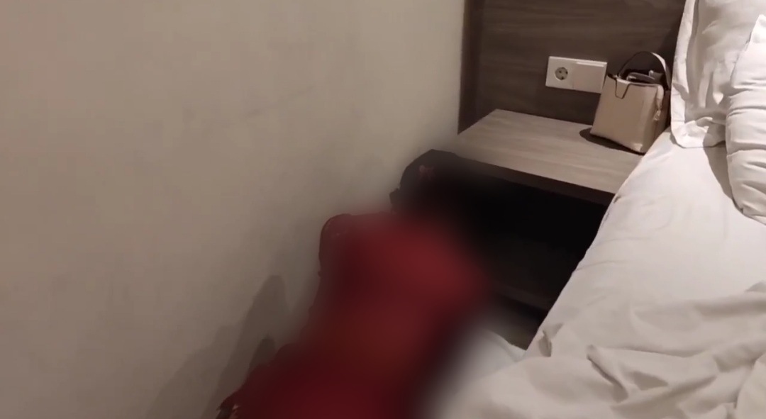 Penolakan Wanita Kebaya Merah Sempat Terdengar saat Dirayu 'Nakal' di Hotel, Sikapnya Mendadak Berubah