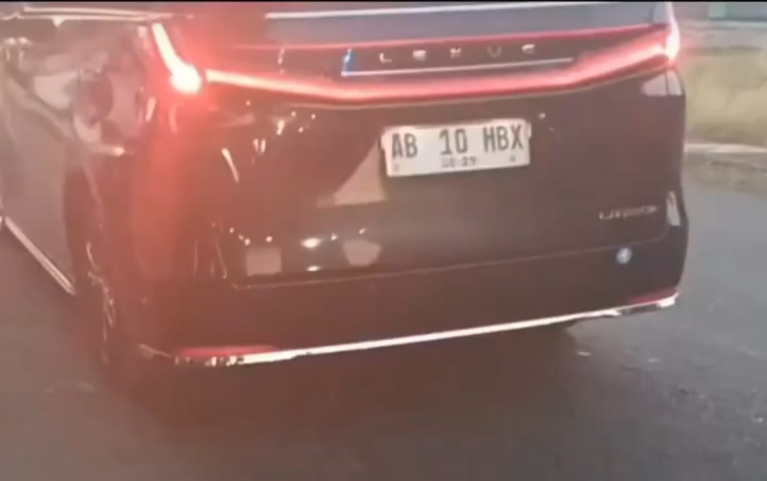 Viral Rombongan AHY Salip Mobil Sultan HB X, Stafsus Ungkap Fakta Sebenarnya!