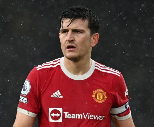Ban Capten Maguire Dicopot Erik ten Hag