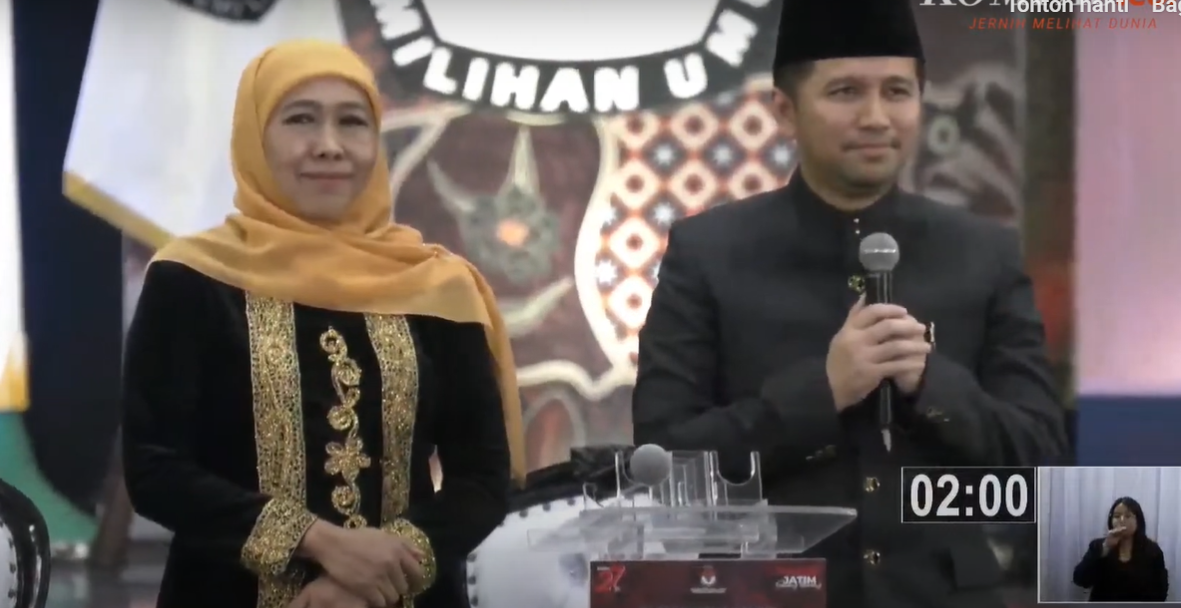 Khofifah-Emil Unggul di Debat Perdana Pilgub Jawa Timur