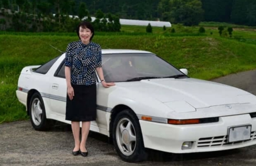 PM Jepang Wanita Pertama! Bukan Sedan Mewah, Sanae Takaichi Setia dengan Toyota Supra Mk 3