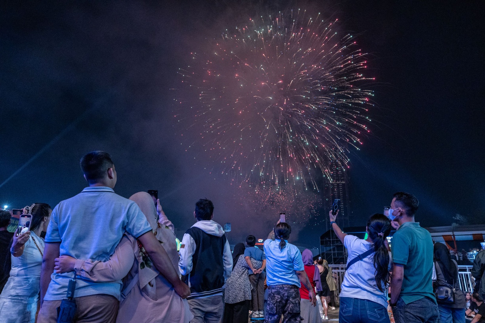 Rayakan HUT Jakarta di JFK 2025, Sutiyoso: Rugi Tidak Belanja di sini, Serba Murah!