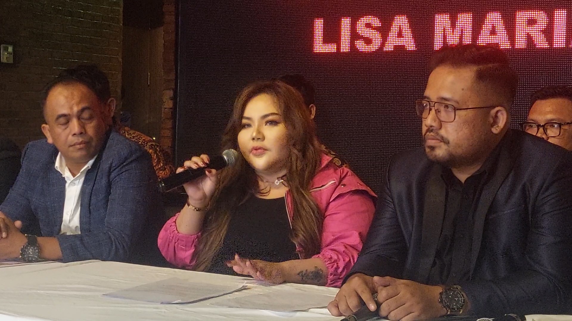 Dituding Aji Mumpung Gegara Minta Honor Rp150 Juta oleh Pablo Benua, Lisa Mariana: Itu Penolakan Secara Halus!
