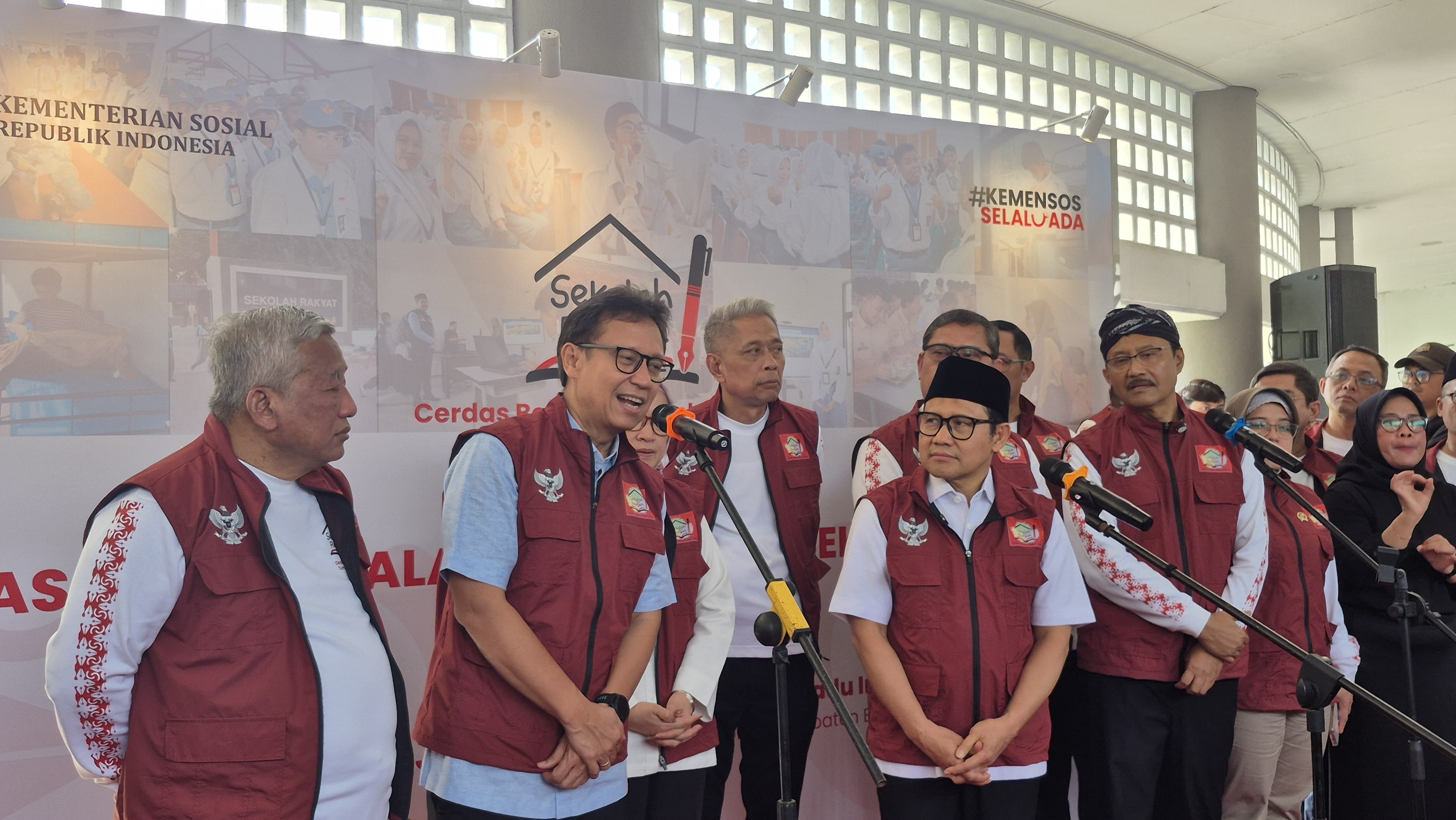 Siswa Sekolah Rakyat Dites Kesehatan, Menkes: Paling Banyak Masalah Gigi dan Mata