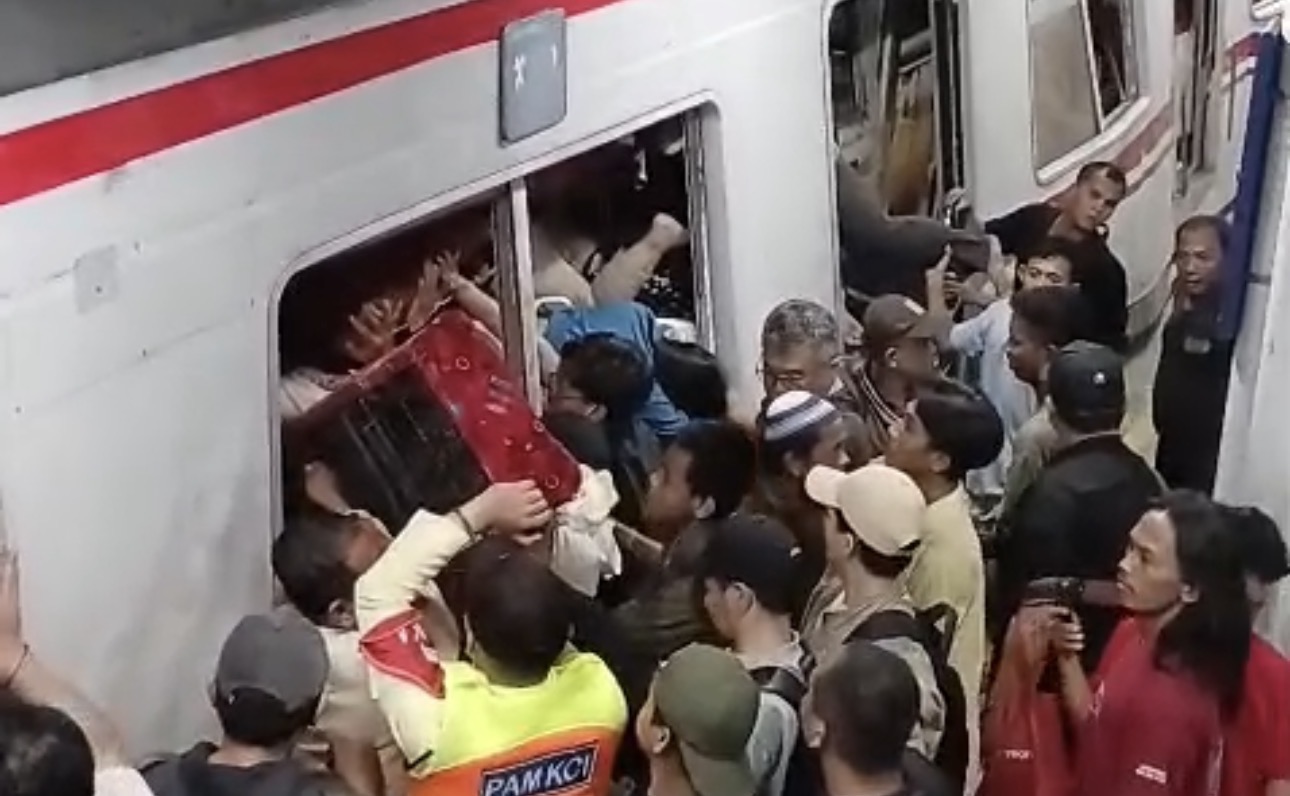 Nama Korban Tewas Kecelakaan Kereta di Bekasi Timur, Semuanya Perempuan