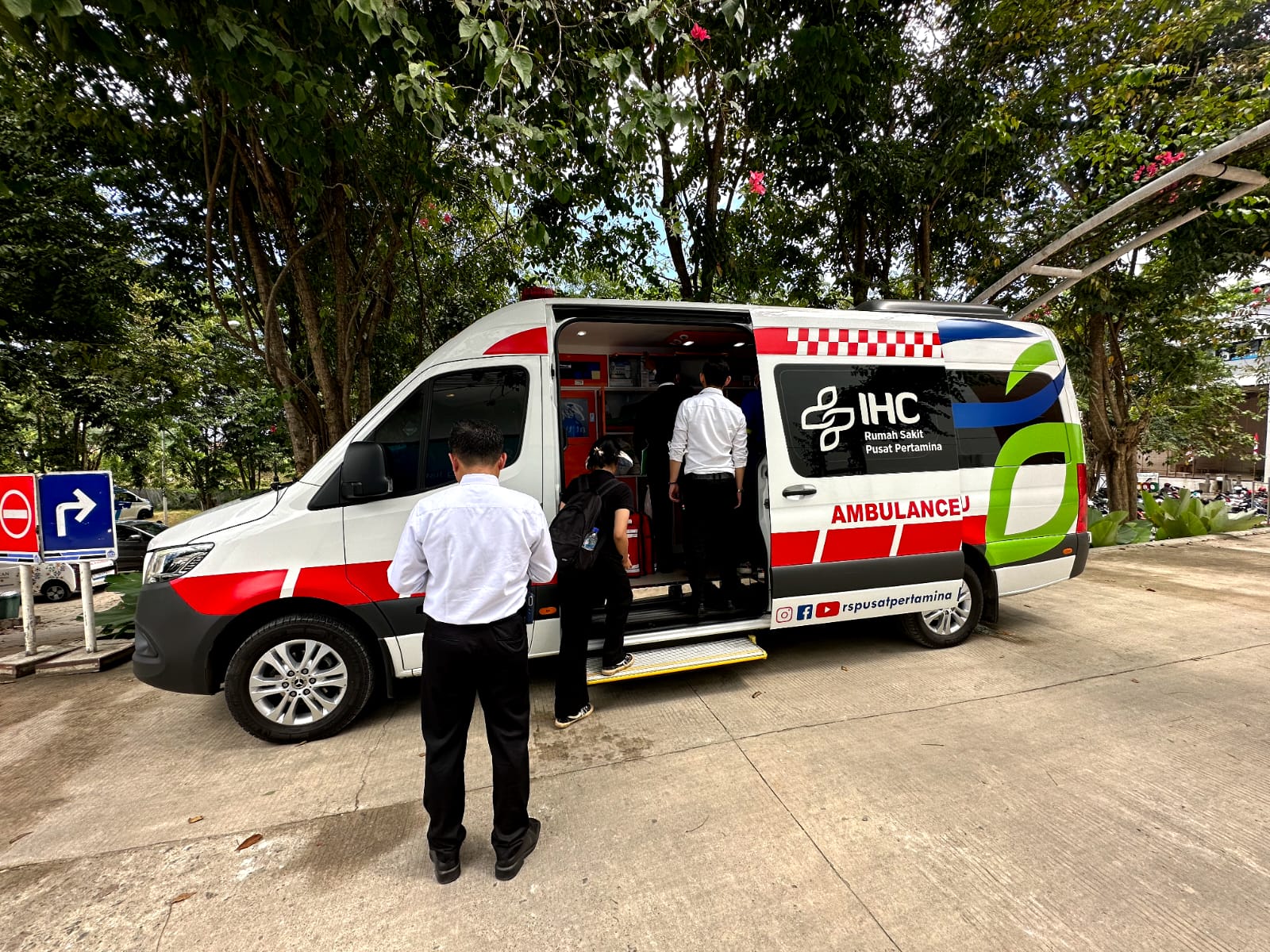 Dukung KTT ASEAN ke-42, Pertamina Kerahkan Ambulan dan Personil Medis