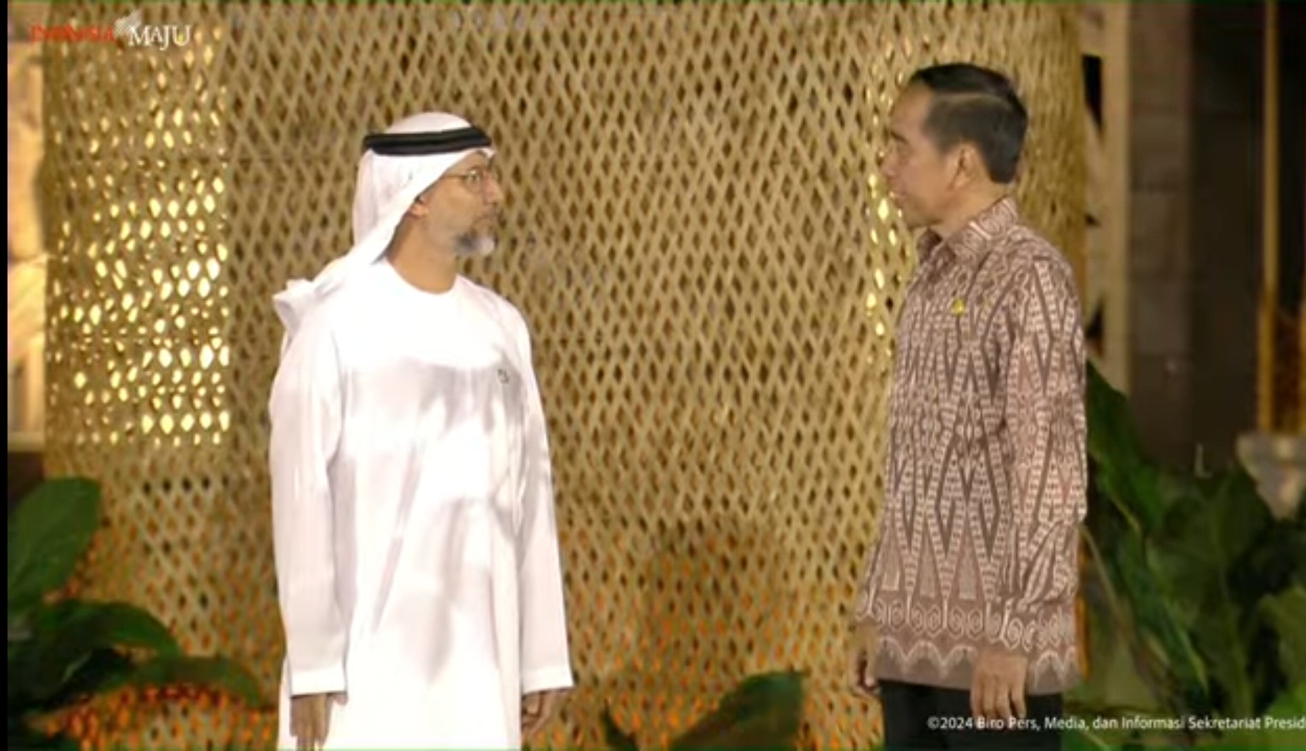 Berbatik Cokelat, Jokowi Hadiri Welcoming Dinner WWF ke-10 di Bali