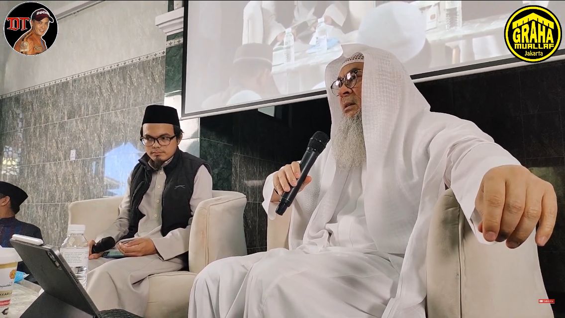 Syekh ‘Savage’ Assim al-Hakeem Tanggapi Kasus Pembakaran Alquran Swedia