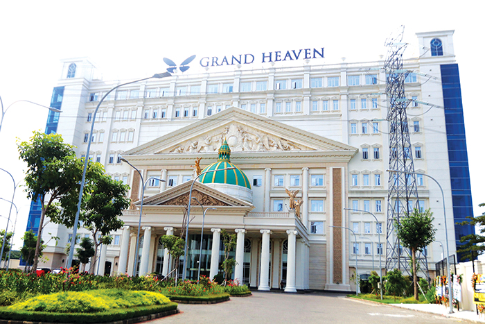 Mengunjungi Rumah Duka Grand Heaven Surabaya (1): Sering Dikira Hotel Bintang Lima, Rp 100 Juta Semalam