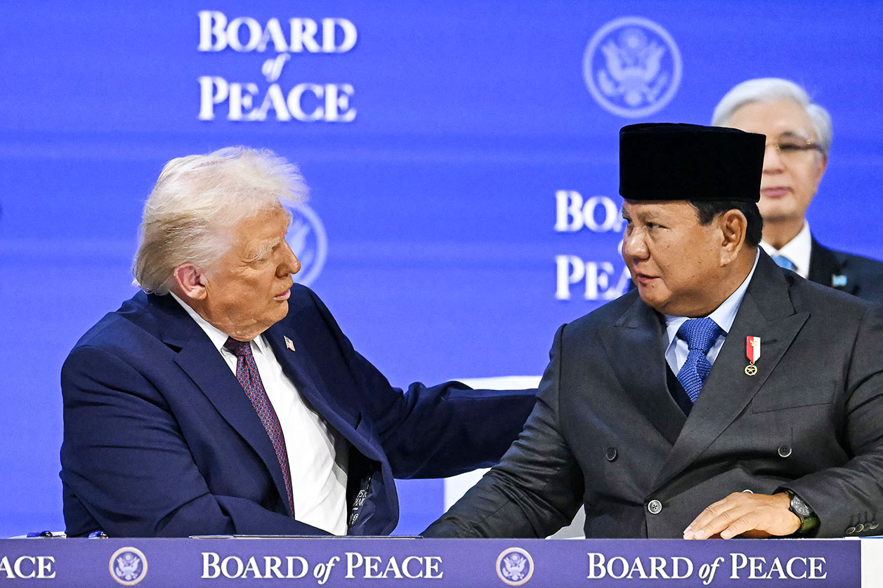 Menilik Dewan Perdamaian Donald Trump yang Diluncurkan di Davos, Dewan Kontroversial