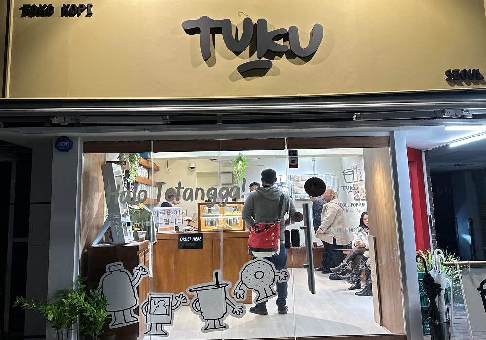 Seruput Kopi Tuku di Negeri Ginseng, Buka Kedai Pertama di Korea Selatan