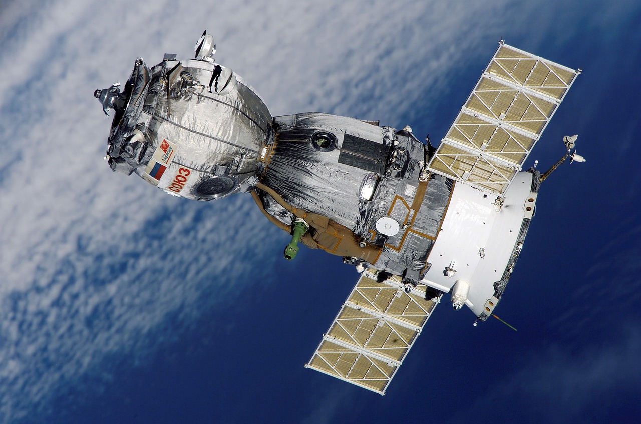 5 Dampak Gaya Hidup Modern yang Tidak Lepas dari Satelit Palapa