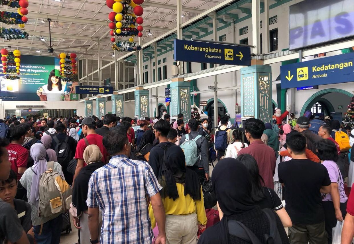 Daftar Stasiun Kereta Alternatif Libur Tahun Baru 2025, Tak Perlu ke Gambir dan Pasar Senen