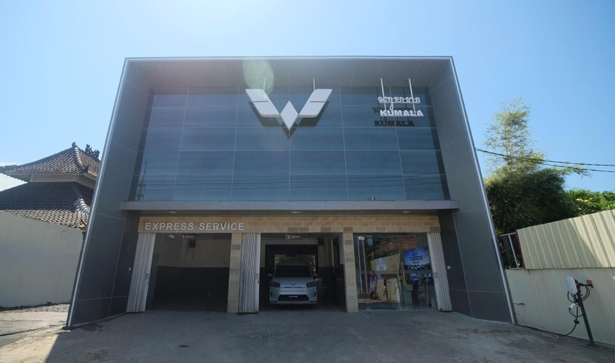 Wuling Bersama PT Kumala Cemerlang Abadi Resmikan Diler Wuling Kumala Sanur