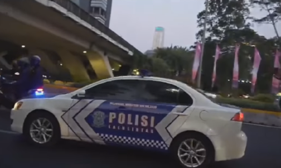 Momen Dirlantas Polda Metro Jaya Teriakan Polisi Goblok Saat Mobil Patroli Terobos Pengawalan Tamu Negara KTT ke-43 ASEAN