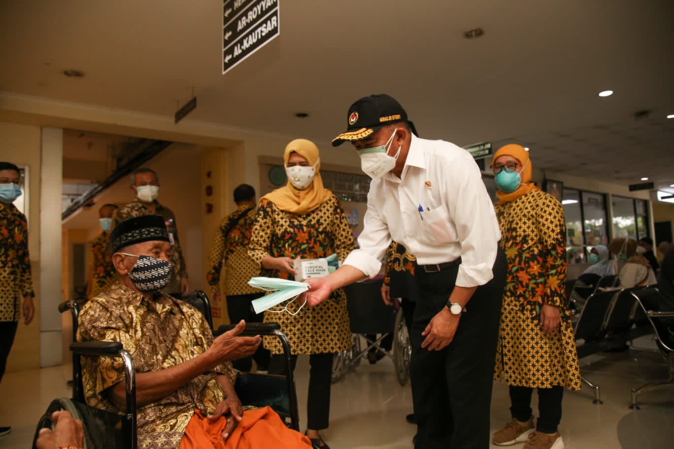 Indonesia Siap Terapkan Status Endemi, Siap-siap Covid-19 Akan Dianggap Flu, Vaksin Gak Lagi Gratis