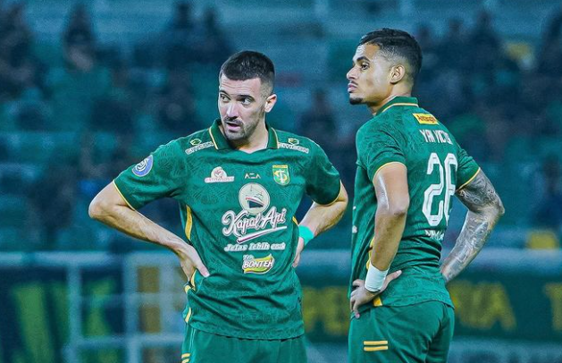 Persebaya Darurat Bek: Bajol Ijo Bidik Eks Bek Tengah Serie A, Siapa?