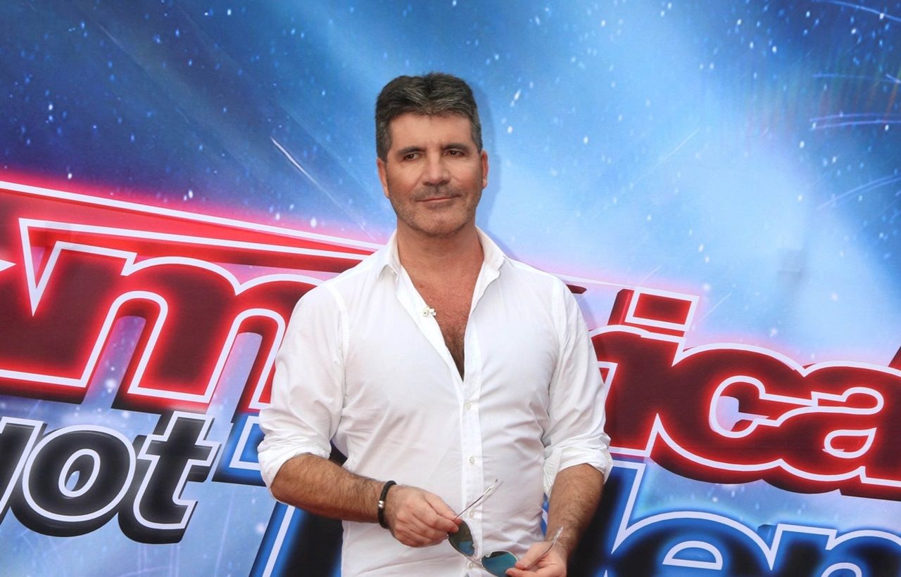 Kartu Pokemon Ngehit Lagi, Simon Cowell Beli Rayquaza Rp 44 Juta 