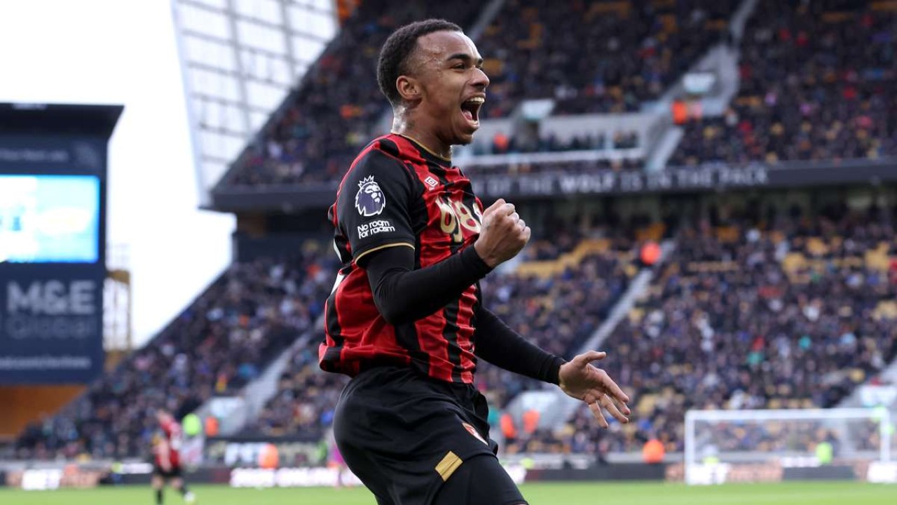PSG Cari Suksesor Dembele, Eli Junior Kroupi Jadi Kandidat Terdepan