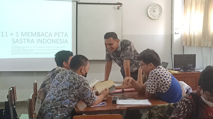 Membaca Peta Sastra: Menghentikan Kekerasan oleh Anak (1): Meracuni Bacaan, Mengusir yang Dulce