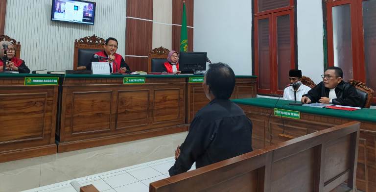 Saksi A De Charge Hadir di Sidang Kasus Ekstasi PN Surabaya