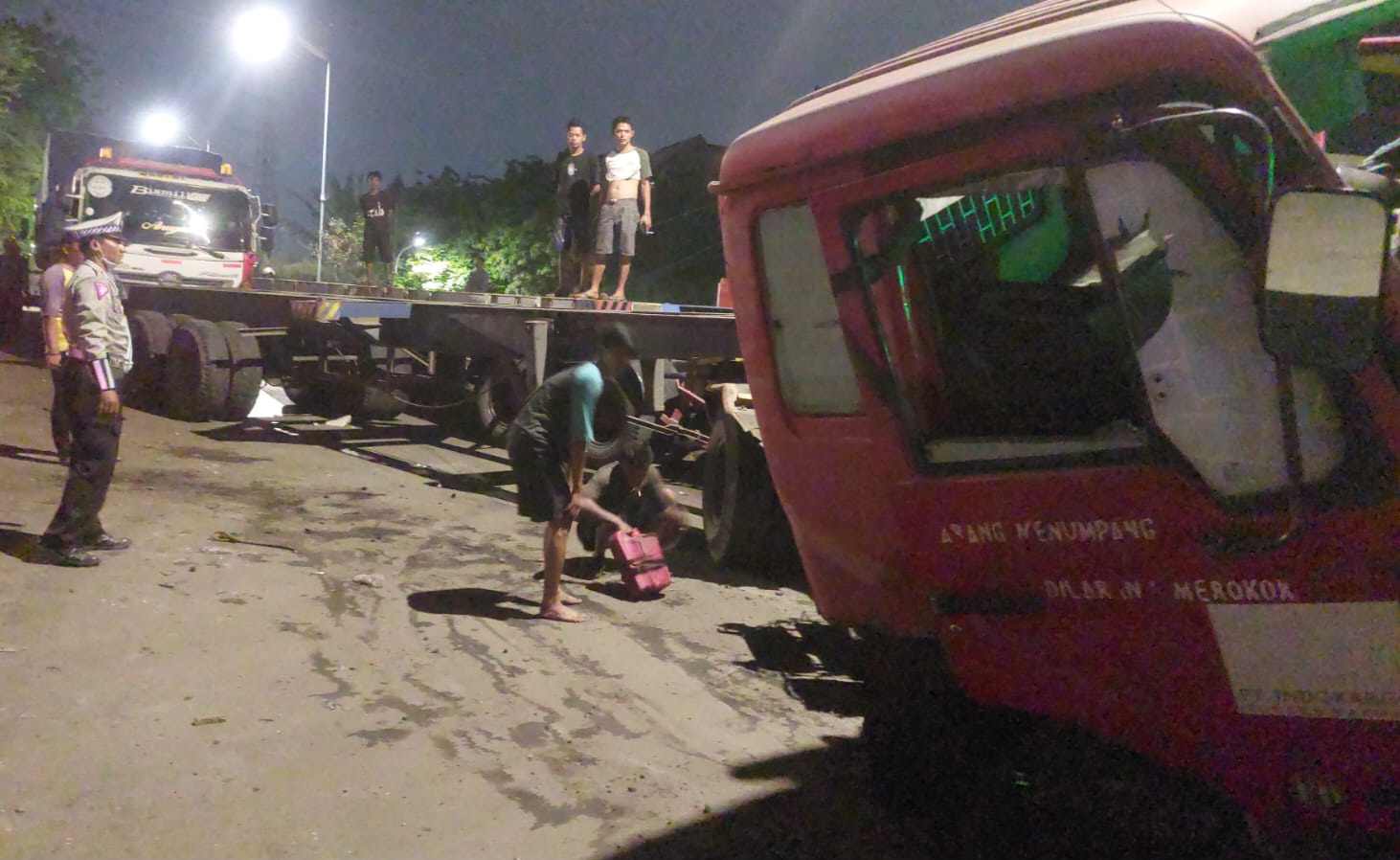 Diduga Rem Blong, 5 Truk Kecelakaan Beruntun di Cilincing