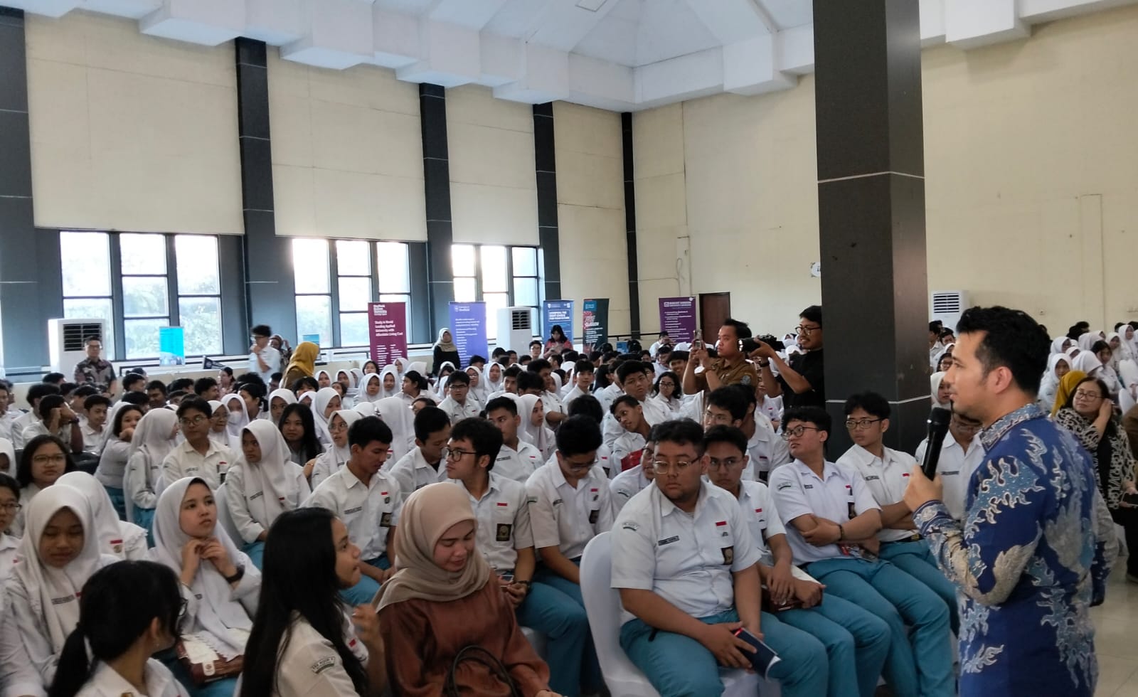 Pemprov Jatim Gandeng UCAS, Perluas Akses Kuliah ke Inggris untuk Pelajar