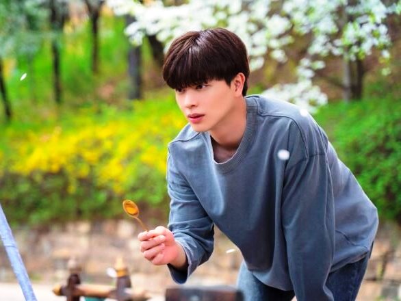 Yook Sung-jae Ungkap Rahasia Solid BTOB sampai 14 Tahun, Bagi Rata Pendapatan