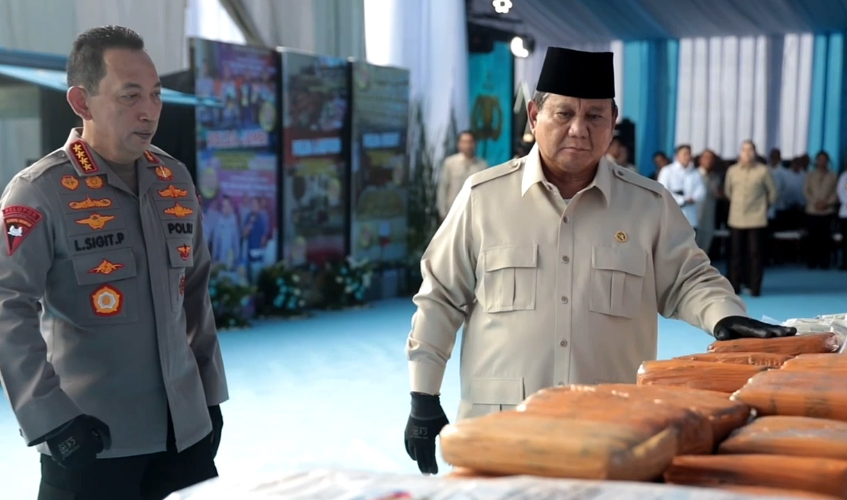 Prabowo Turun Langsung Musnahkan Barbuk Narkoba, Pengamat: Kepemimpinan Berani, Bandar Ketar-Ketir