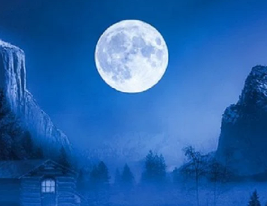 Dua Hari Lagi Fenomena 'Super Blue Moon' Langka Bakal Muncul, Catat Jamnya Nih Buat di Indonesia!