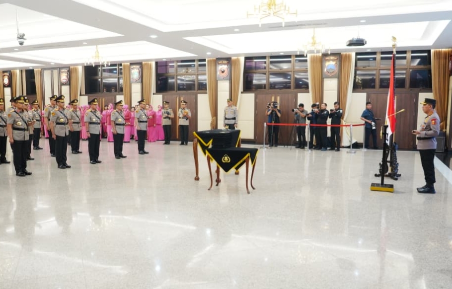 Kapolri Lantik Sejumlah Pejabat Utama Mabes Polri dan Kapolda Baru, Ini Daftarnya!