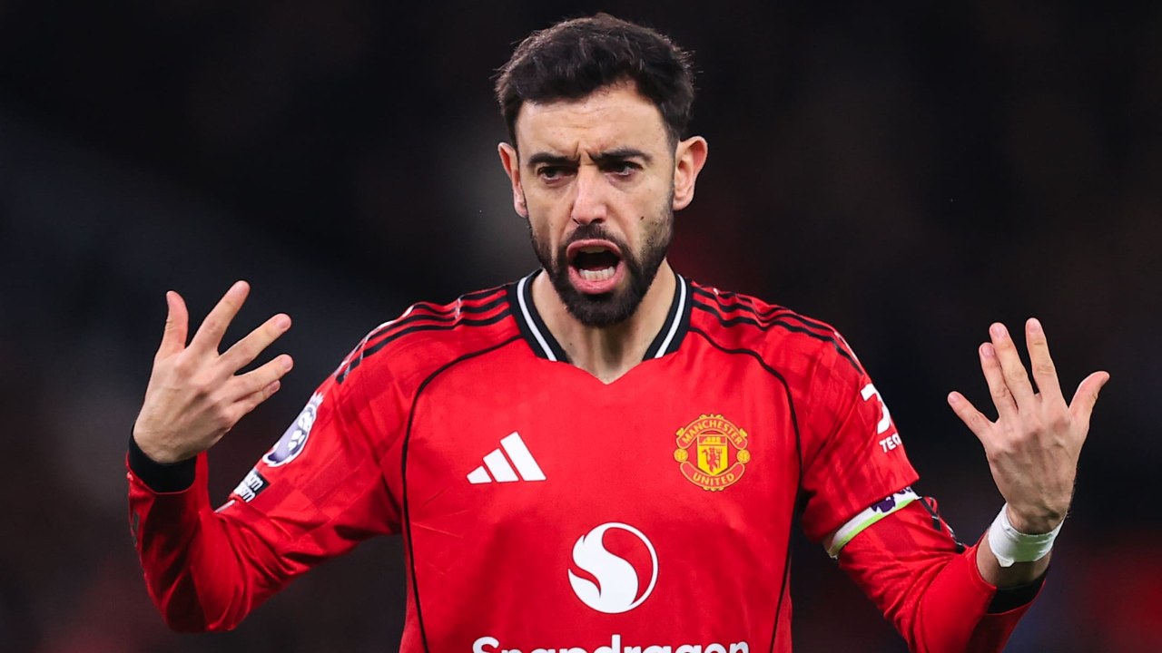 Kecewa Pada Man United, Bruno Fernandes Lirik Tantangan Baru di Eropa