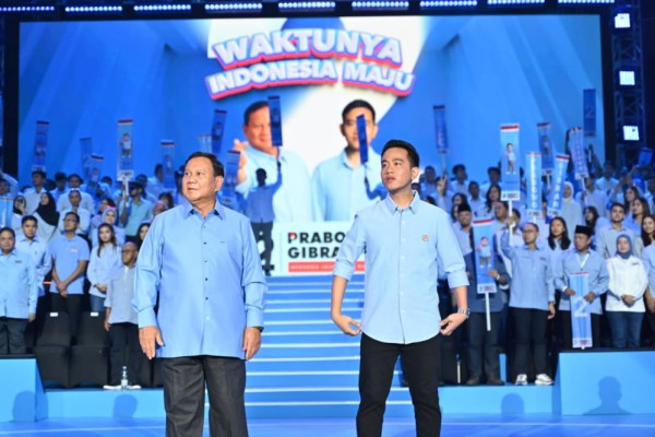 Jarang Kampanye Elektabilitas Prabowo-Gibran Tinggi Karena Popularitas dan Gimik Gemoy