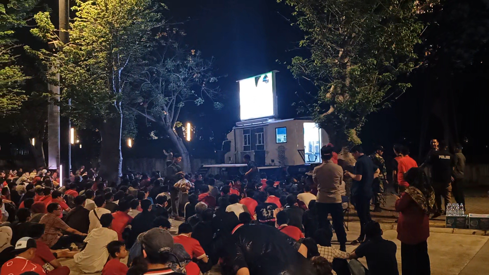Basis Jakbar Merapat, Ini Lokasi Nobar Indonesia vs China untuk Dukung Timnas Lolos Piala Dunia!