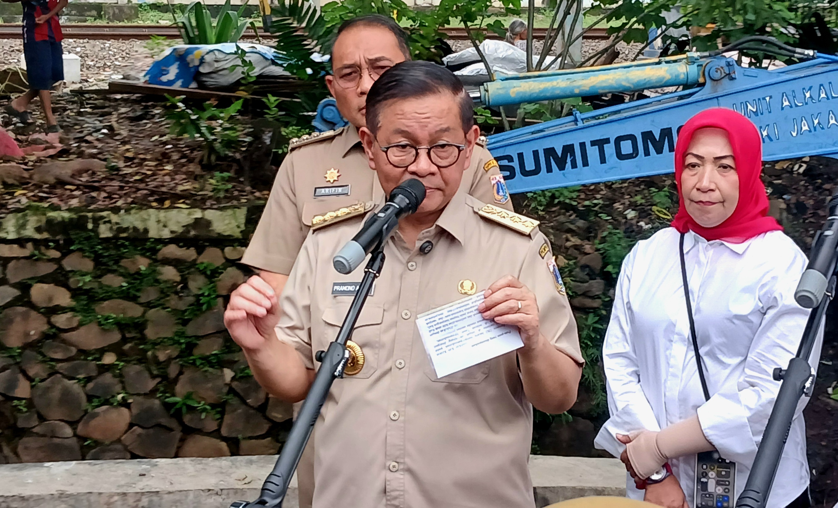 Pramono Bangun Toilet Duduk Komunal untuk Lansia, Warga Kebon Melati Tak Lagi BAB Sembarangan