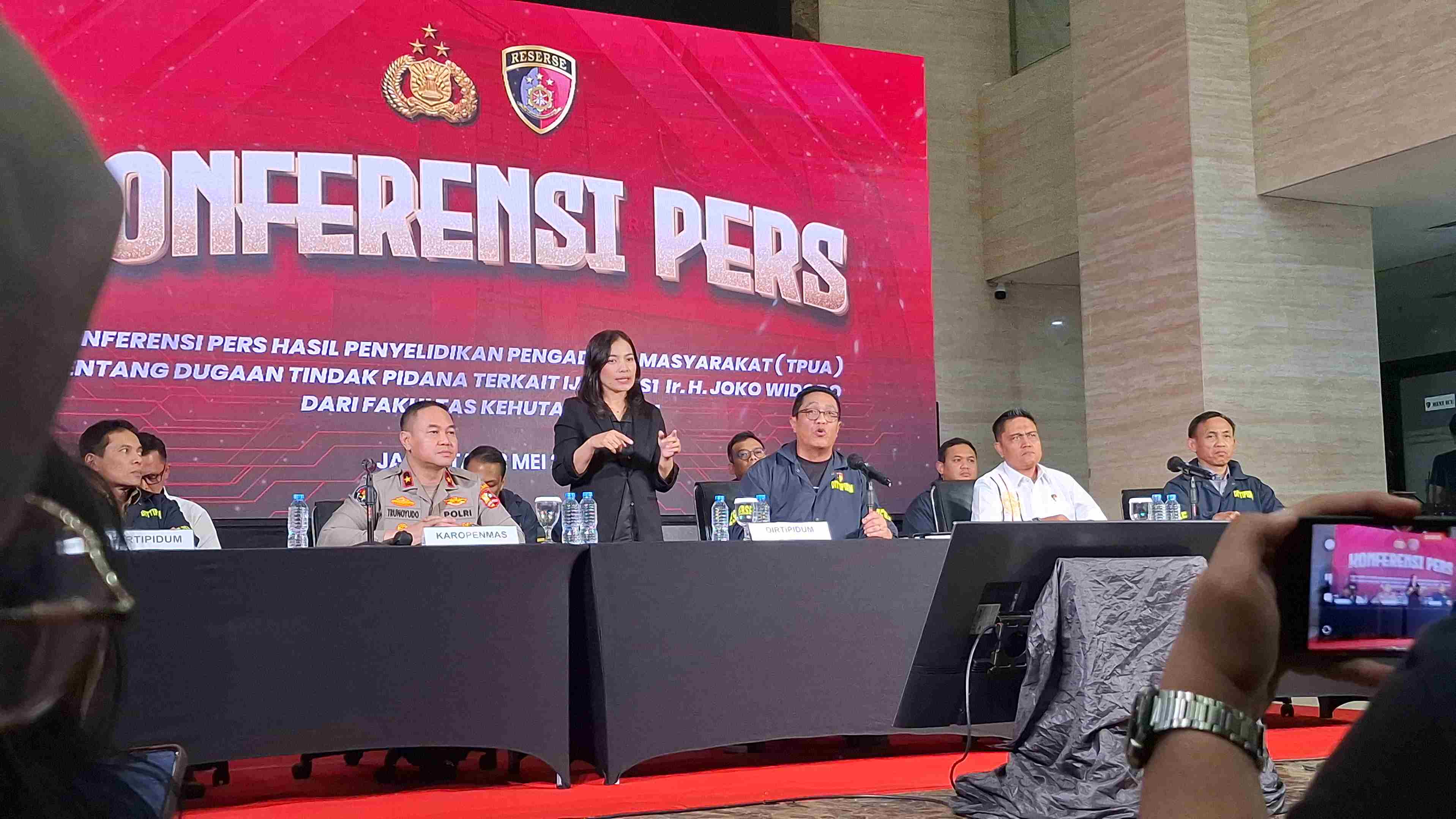 Bareskrim Polri Tegaskan Ijazah Jokowi Asli Melalui Uji Forensik