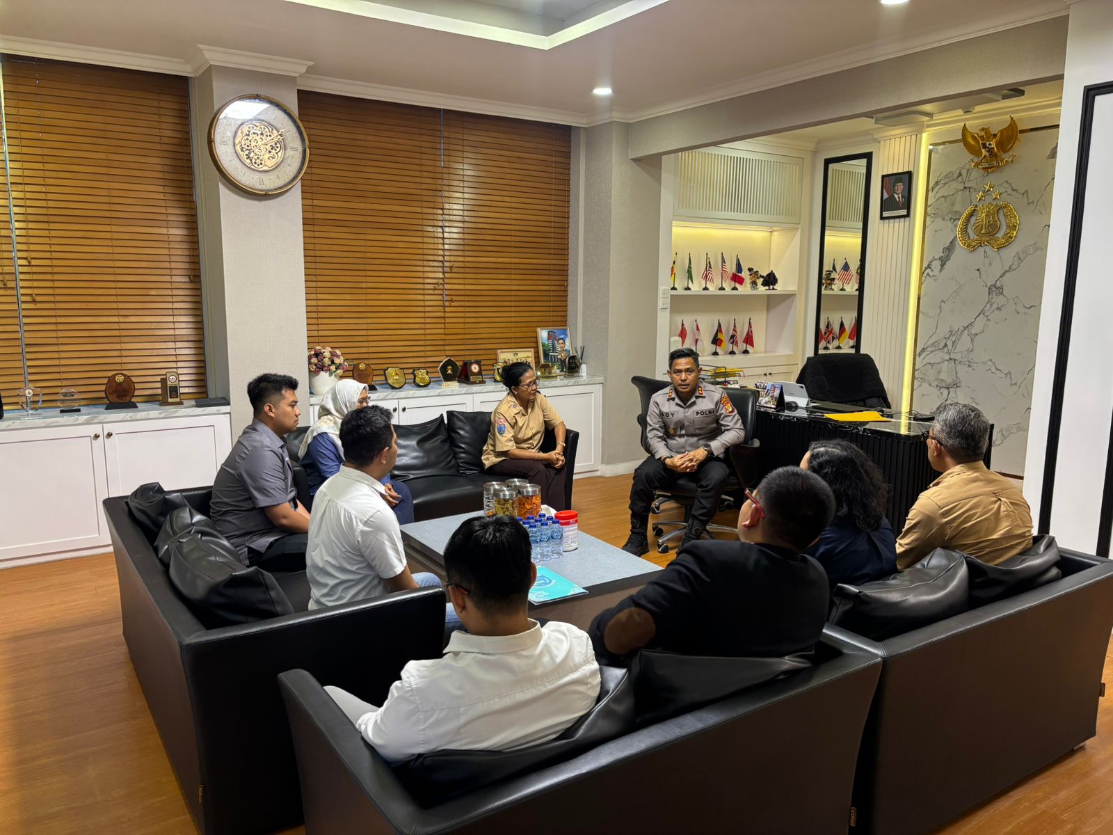 Kapolres Turun Tangan Mediasi Kasus Guru vs Wali Murid di Pamulang