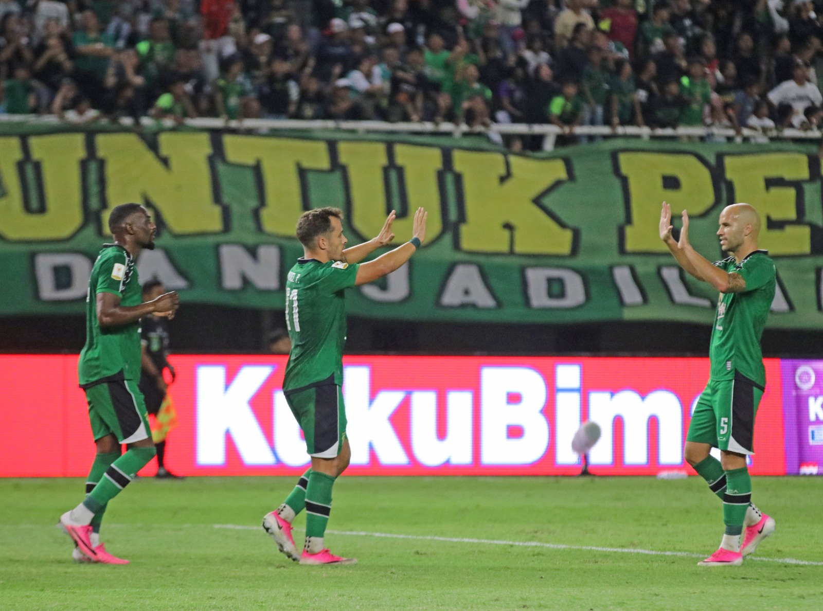 Persebata Clean Sheet Lawan Persija, Risto Mitrevski Soroti Chemstry Tim
