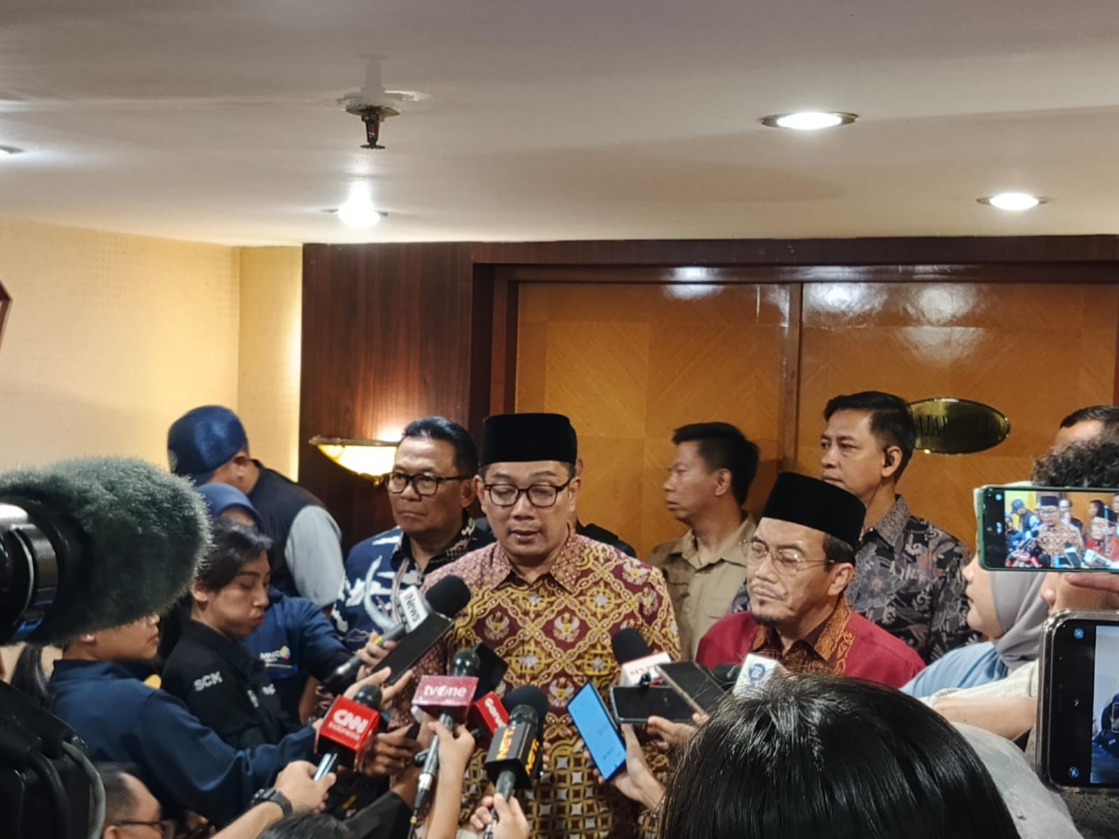 Ridwan Kamil Usung Program Cinta Lansia, Manfaat Sekolah di Jakarta untuk Berdialog dengan Warga Usia Senja