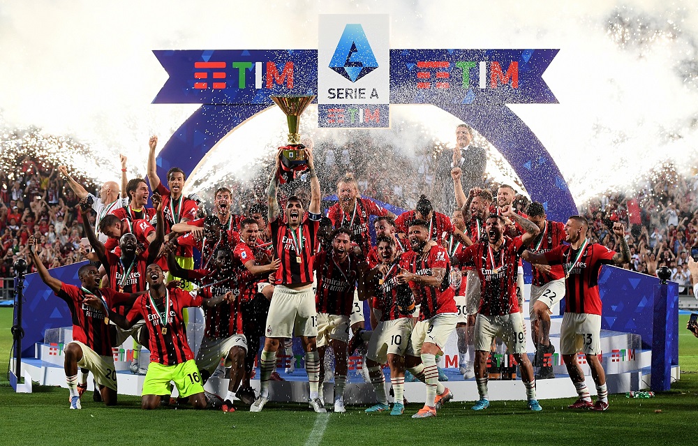 AC Milan Juara Liga Italia 2021/2022, Inter Milan Gigit Jari Meski Menang