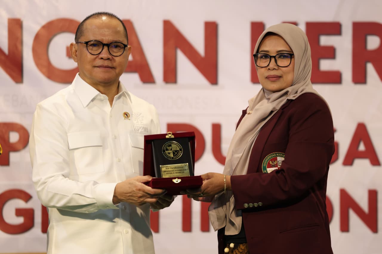 Kunjungi UKRI, Menteri Mukhtarudin Tinjau Pelatihan SMK Go Global