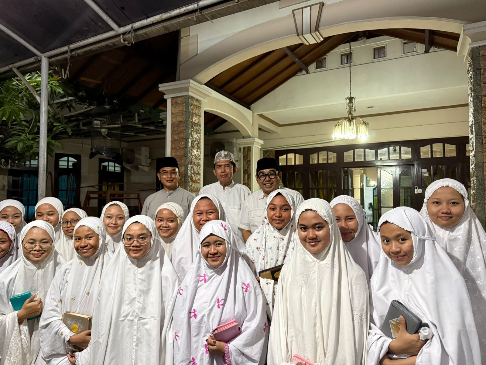 Pesantren Rasa Korporasi