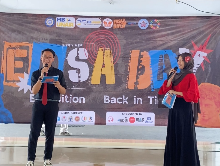 Basasing Unair Rayakan Dies Natalis ke-36, EDSA DAY Tampilkan 5 Era Sejarah Bahasa Inggris Lewat Penampilan Drama