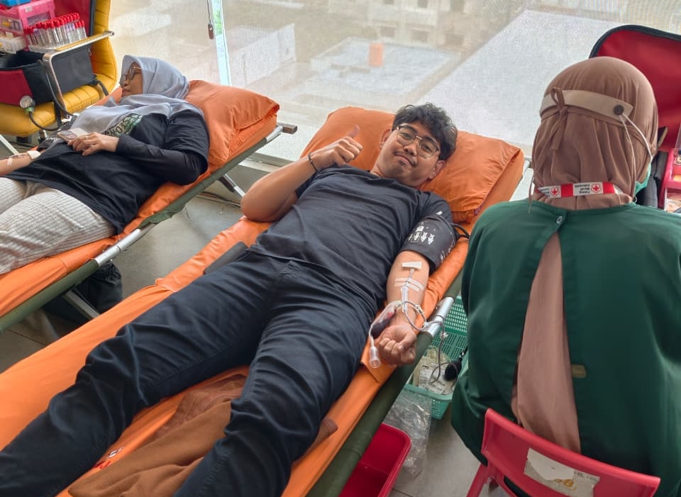 Manfaat Donor Darah Rutin untuk Kesehatan, Setetes Darah Kita Berharga
