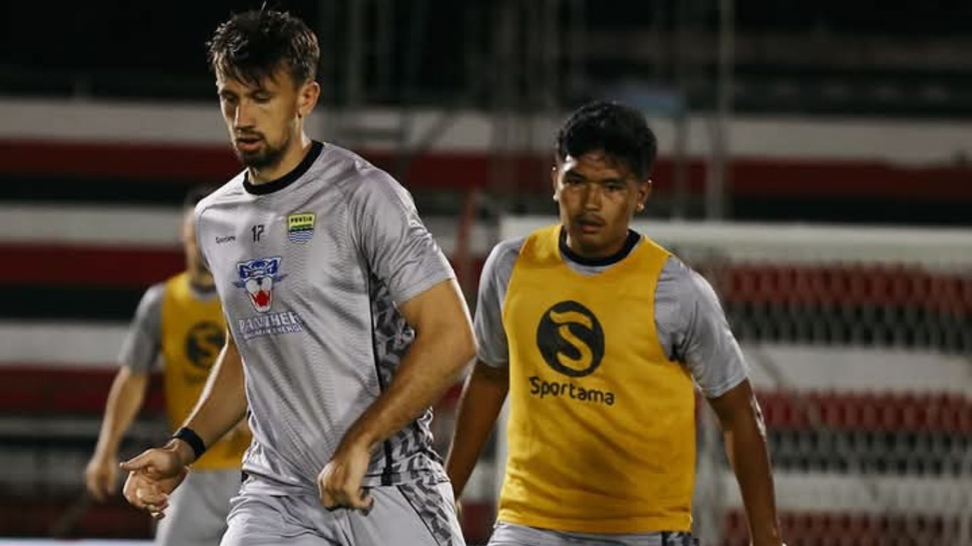 Persib Incar Gelar Juara di Ternate, Bawa Misi Kunci Liga 1 Kontra Malut United!