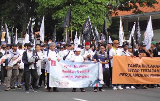 6 Seruan dalam Aksi Bela Palestina di Surabaya, Tolak Two State Solution hingga Pengiriman Pasukan dari Negeri Muslim